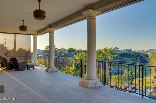 14461 15th Ave, Phoenix AZ  85023-5176 exterior