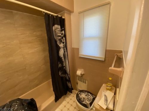 276 William St, Belleville NJ  07109-1611 exterior