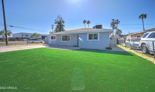 2202 37th St, Phoenix, AZ 85008-3005