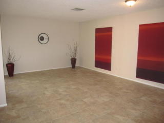 2301 Karen Dr, Phoenix, AZ 85022-4037