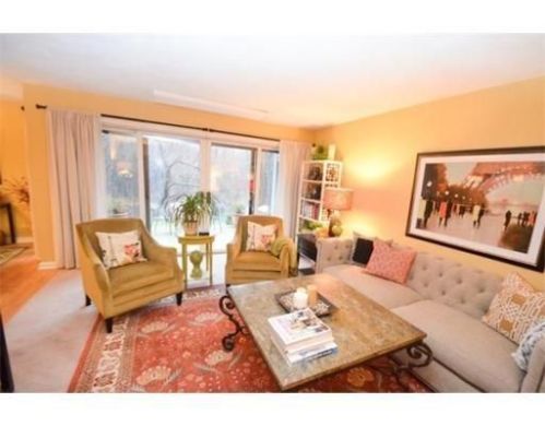 1100 Salem St, Lynnfield MA  01940-1580 exterior