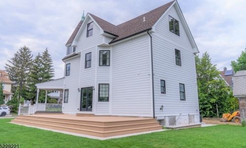 34 Rutherford Pl, Kearny NJ  07032-3117 exterior