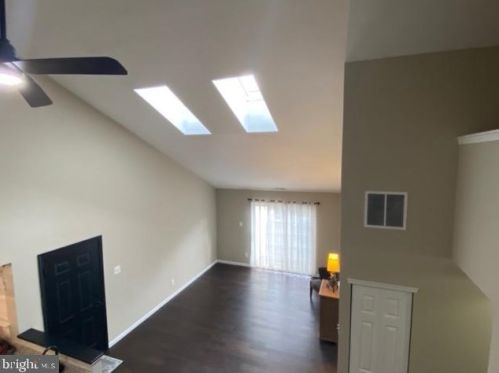 1244 Tristram Cir, West Deptford NJ  08051-2247 exterior