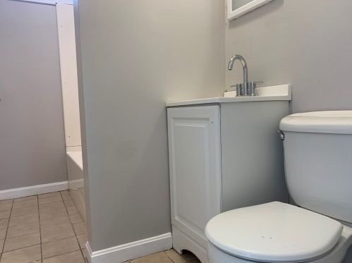 228 Phillips Ave, New Bedford MA 02746-1858 exterior