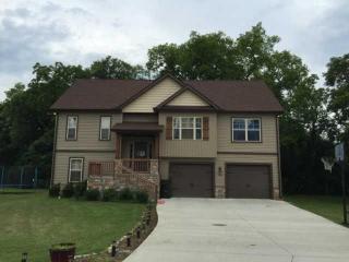 356 Appleberry Ln, Gallatin, TN 37066-3068