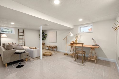 76 Chester Ave, Dedham MA  02026-6514 exterior