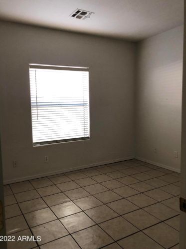 15109 29 St, Phoenix AZ 85042-8214 exterior