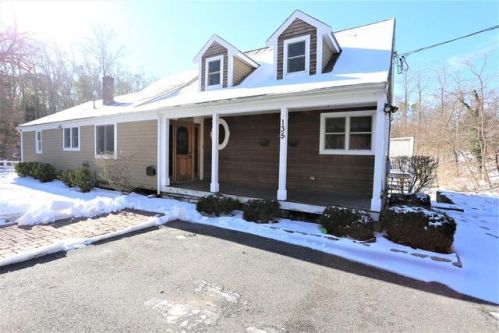 135 Blacksmith Shop Rd, Falmouth, MA