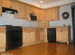 11 Irving St, Worcester MA  01609-3209 exterior