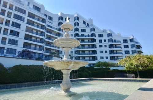 2001 Marina Dr, Quincy MA 02171-1538 exterior