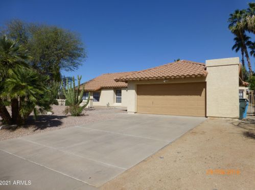 4302 Beck Ln, Phoenix AZ  85032-4129 exterior