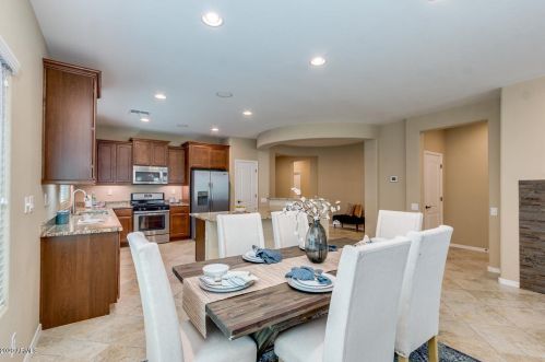 3608 Abraham Ln, Phoenix AZ  85050-6501 exterior