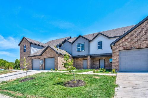 3258 Wexford Dr, Garland TX  75043-1561 exterior