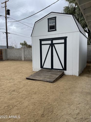 3520 Amelia Ave, Phoenix AZ 85037-2365 exterior