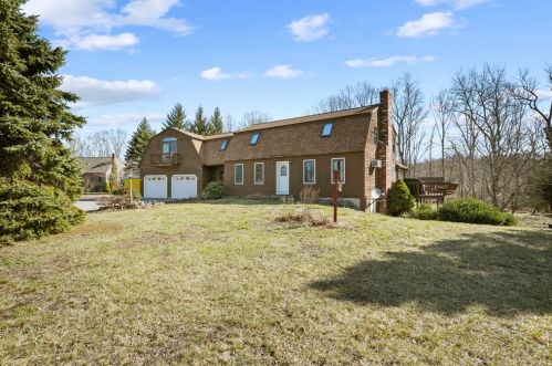 172 Washington St, Groveland, MA 01834-1048