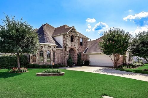 5730 Creek Crossing Ln, Garland, TX 75048-6605