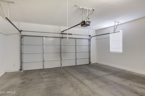 2694 73 Dr, Phoenix AZ 85043-2044 exterior