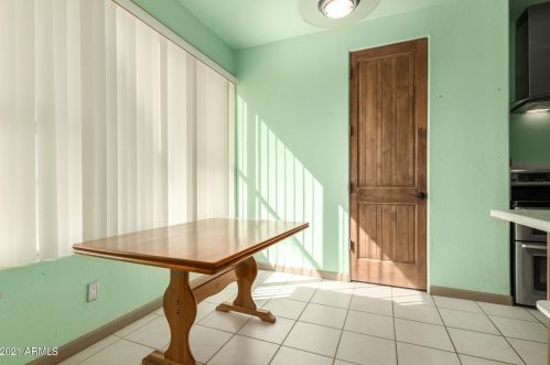 40116 Central Ave, Phoenix AZ 85086-0994 exterior