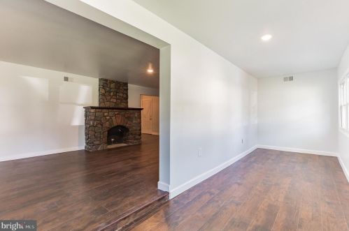 720 Carter Ave, West Deptford NJ  08096-1468 exterior