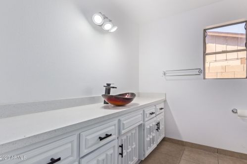 6802 Cambridge Ave, Phoenix AZ 85008-1216 exterior