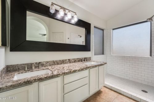 2151 Briarwood Ter, Phoenix AZ 85048-0152 exterior