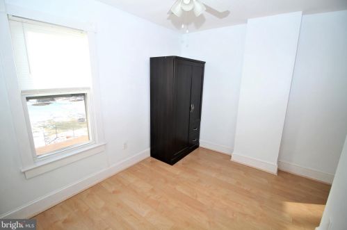 41 Paxson Ave, Trenton NJ 08690-1912 exterior