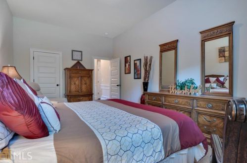 176 Way Point Dr, Stockbridge GA 30281-4050 exterior