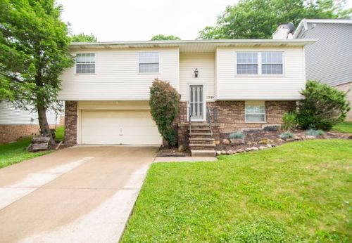 6349 Park Blvd, Cleveland OH  44134-4242 exterior