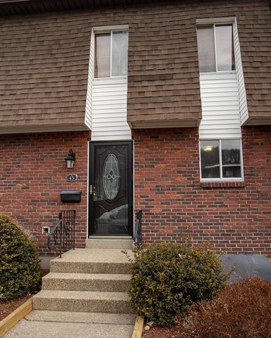 20 Lawrence Ave, South Hadley MA  01075-2921 exterior