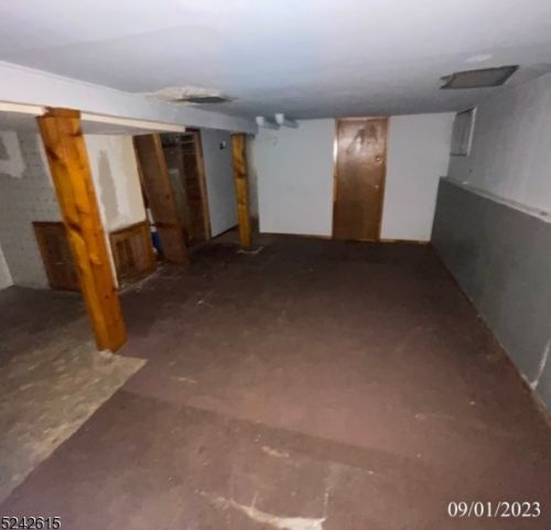 32 Windsor St, Kearny NJ 07032-2069 exterior