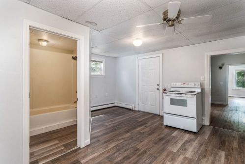 61 Estabrook St, Royalston MA 01331-3516 exterior