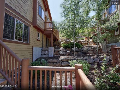 3167 Lower Saddleback Rd, Park City UT 84098-5699 exterior