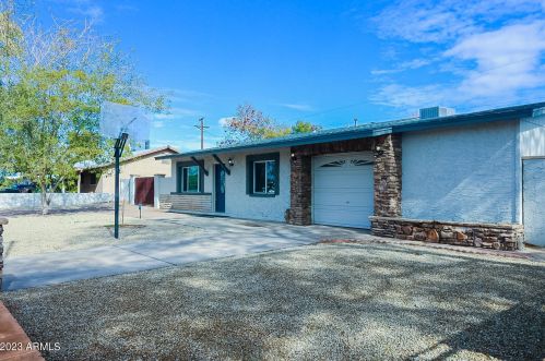 3339 80th Dr, Phoenix, AZ 85033-4836