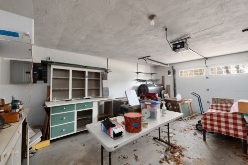 32 Birch Ln, Ipswich MA 01938-1134 exterior