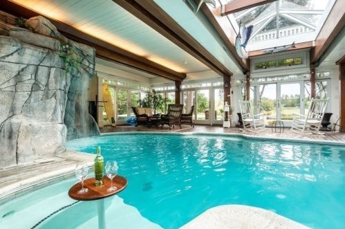 61 Brg St, Hingham MA 02061-2333 exterior