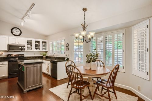 14842 42 Way, Phoenix AZ 85042-5211 exterior