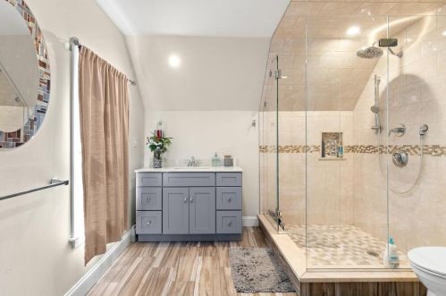 24 Chatham Rd, Everett MA 02149-4915 exterior