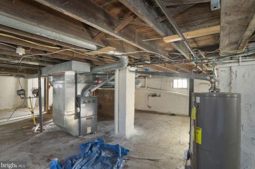 1776 Delsea Dr, West Deptford NJ 08093-1222 exterior