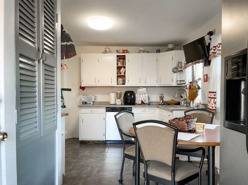 11 Cannell Pl, Everett MA 02149-4629 exterior