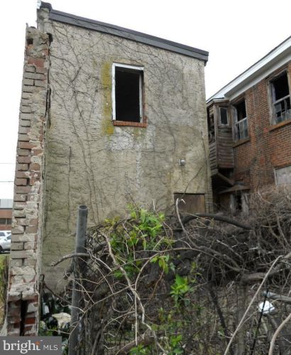 1923 20 St, Philadelphia PA 19145-2801 exterior