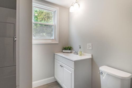 154 Linebrook Rd, Ipswich MA 01938-2906 exterior