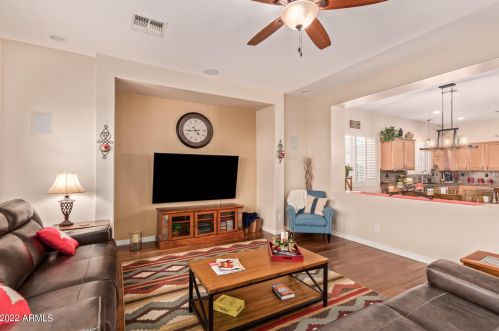 40425 Chase Oaks Way, Phoenix AZ 85086-1888 exterior