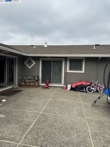 1546 Scenicview Dr, San Leandro CA  94577-5331 exterior