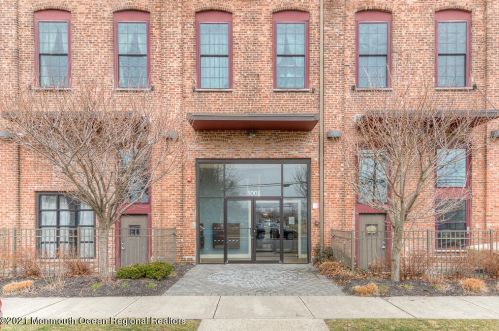 1001 2nd Ave, Tinton Falls NJ 07712-5800 exterior