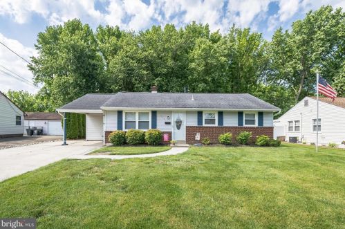 335 May Ave, West Deptford NJ 08096-1166 exterior