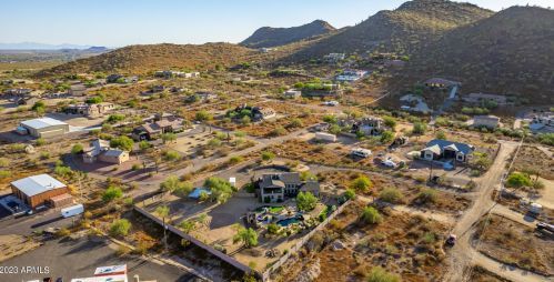 35825 17th Ave, Phoenix AZ  85086-7251 exterior