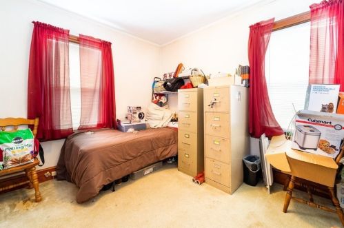 38 Granite St, Taunton MA 02780-3019 exterior