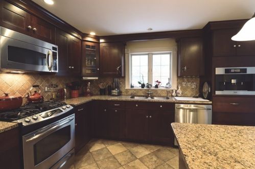 39 Villa Ave, Everett MA 02149-3820 exterior