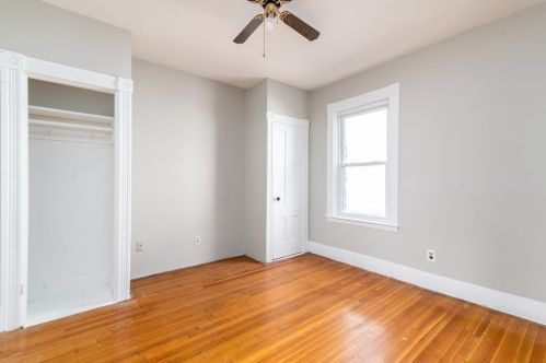 21 Whipple St, Worcester MA 01607-1339 exterior