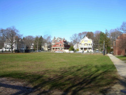 100 Lincoln St, Newton, MA 02461-1542